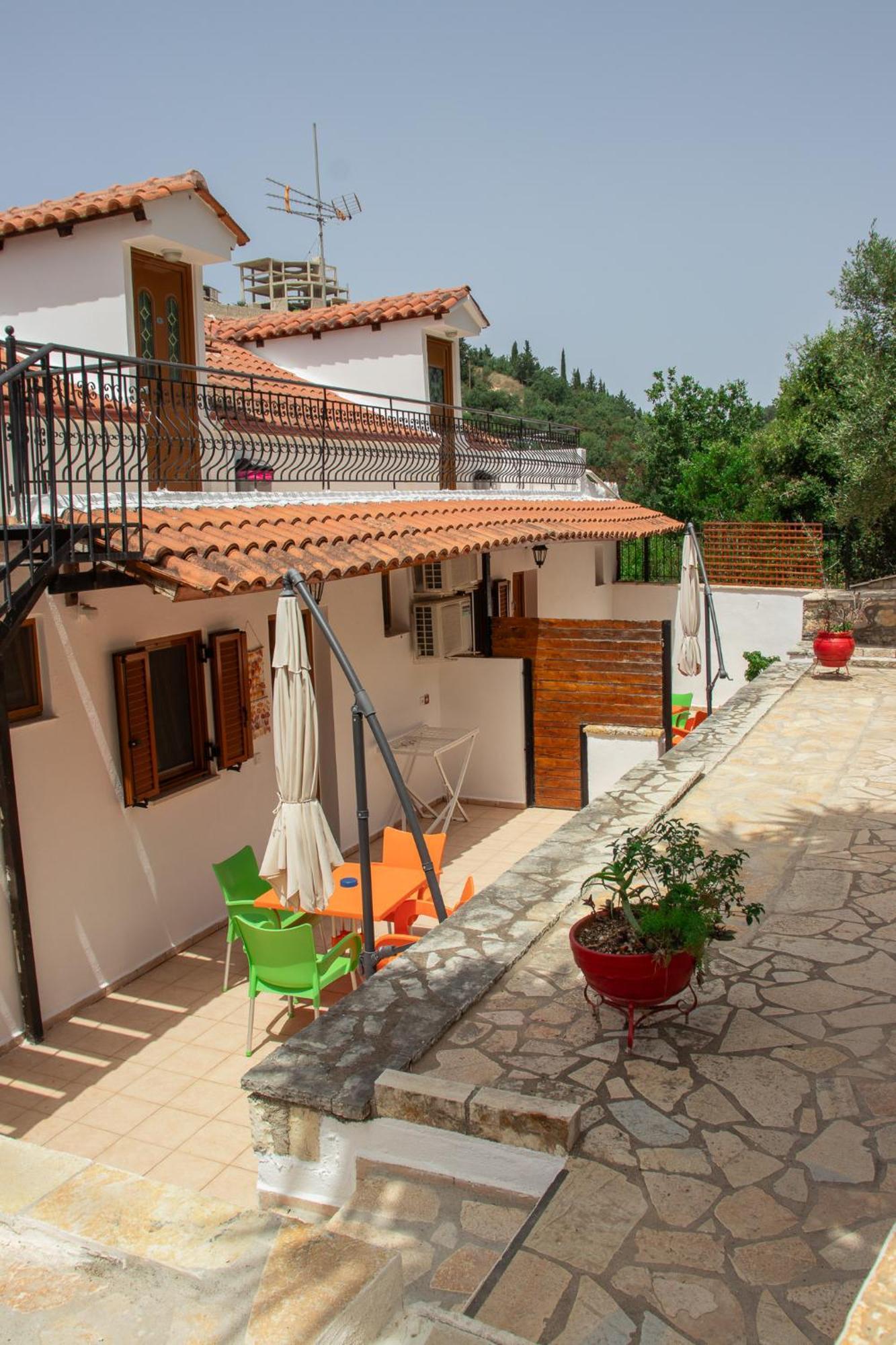 Villa Sissy Studios & Apartments ซิโวตา ภายนอก รูปภาพ
