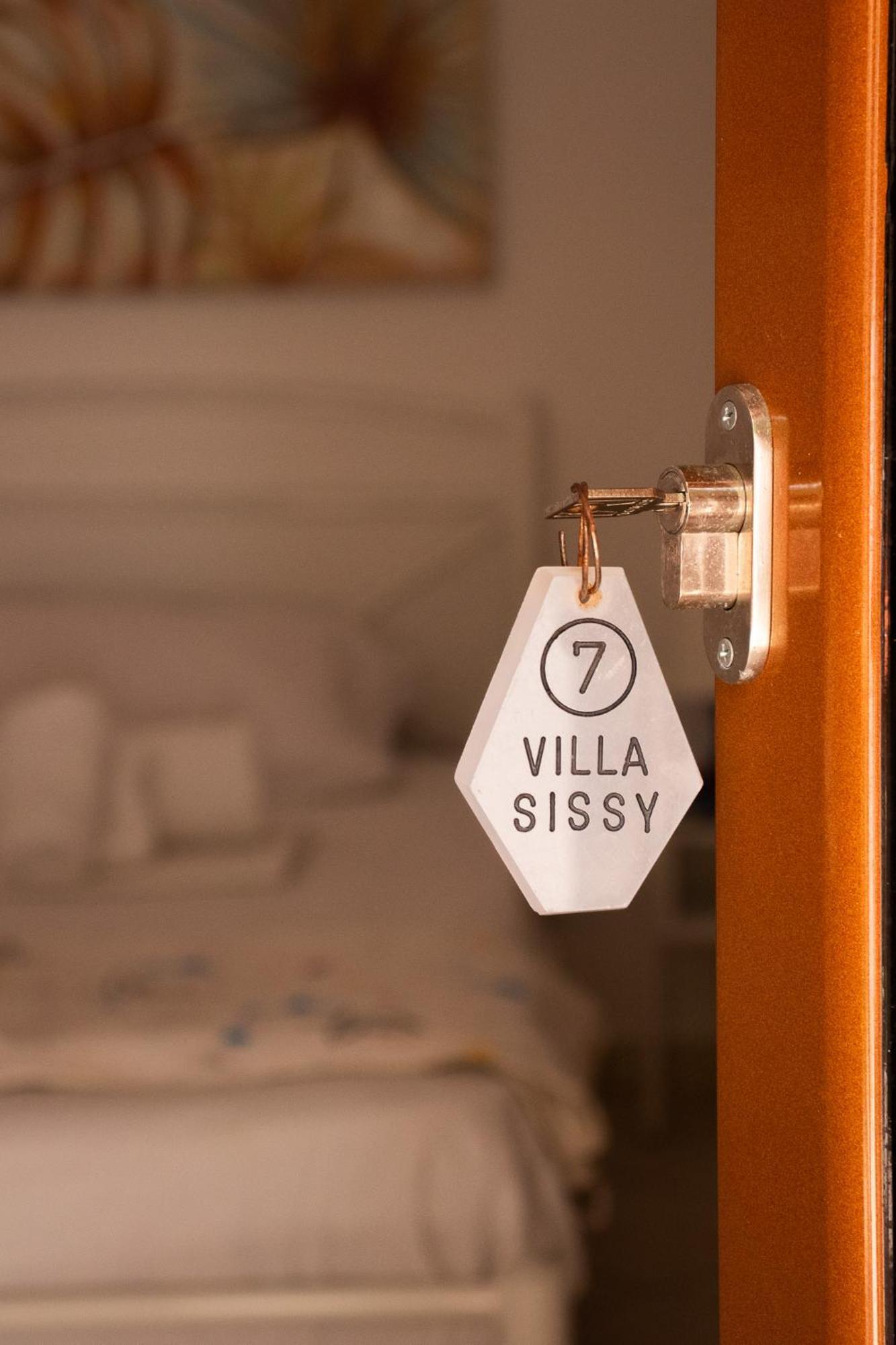Villa Sissy Studios & Apartments ซิโวตา ภายนอก รูปภาพ